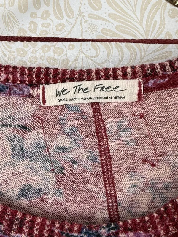 We The Free Red Floral Cotton You & Me Lightweight Sweater Tee - Size - Small - Image 6