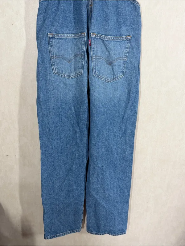 Levi’s Women’s Vintage Jeans Cotton Denim Overalls in Medium Wash XS - Image 8