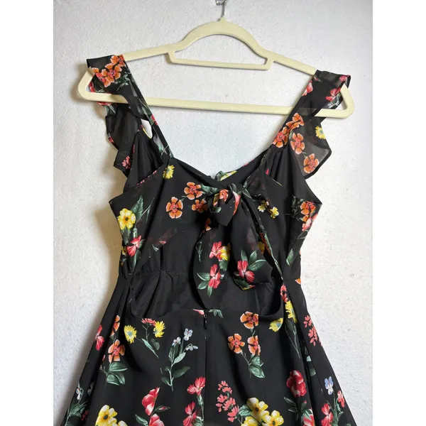 Forever 21 Contemporary Black Floral Maxi Dress Ruffle Tie Back Slit Small - Image 7