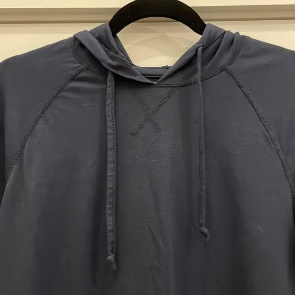 Women's Public Opinion‎ Navy Hoodie size medium - Image 2