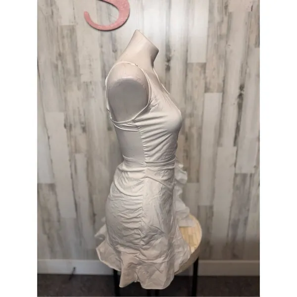 White fit & flare dress size small - Image 4