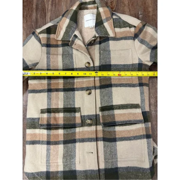 American Eagle Plaid Shacket Faux Fur Sherpa Lined Button Down Medium Jacket - Image 7