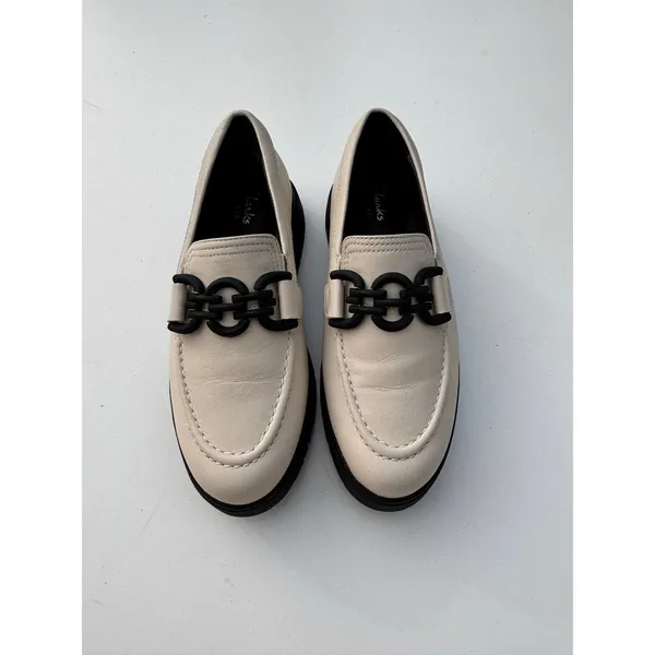 Clarks Loriini Izzy Loafer Cream Leather Black Chunky Chain 6 - Image 3