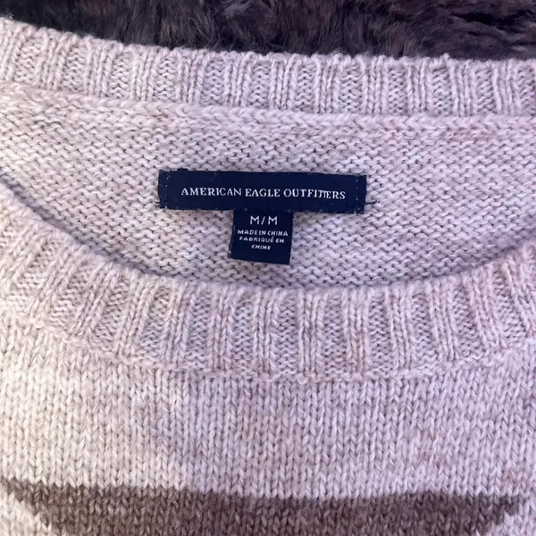 American Eagle Outfitters sweater - Image 3
