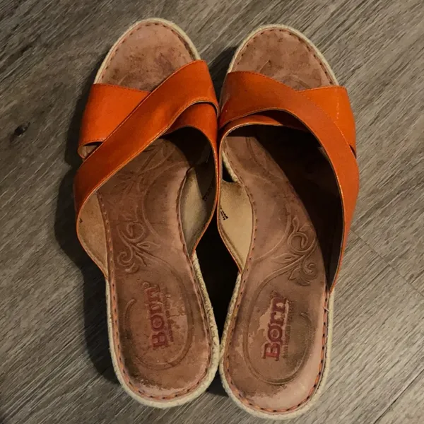 Born Leather Wedge Sandals Size 8 Medium Orange - Image 7