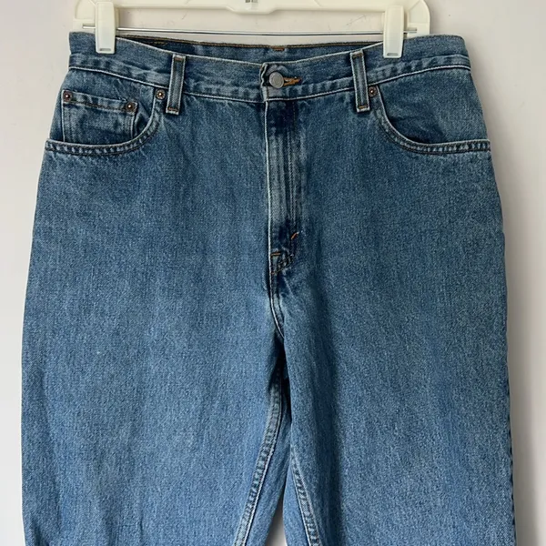 Y2K 00’s Levi’s Women’s High Waist Relaxed Fit Mom‎ Jeans 💙 - Image 3