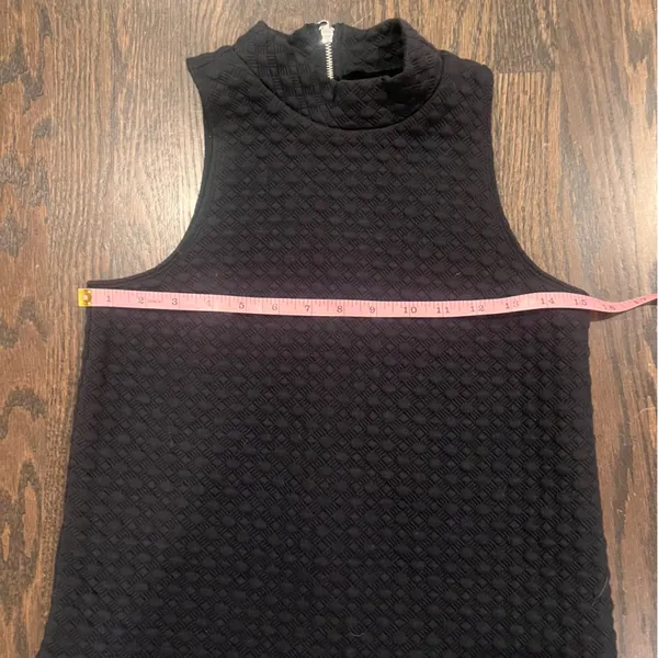 Abercrombie & Fitch Textured Black Flare Sleeveless Dress - Image 3