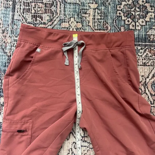Figs Zamora High-Waisted Slim Jogger Scrub Pants in Mauve Dusty Rose Size Small - Image 12