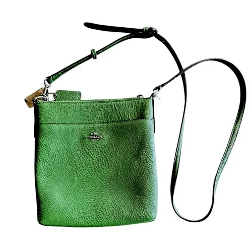 Coach Crossbody‎ Bag Green Pebble Leather Front Pocket Adjustable Strap - Image 2