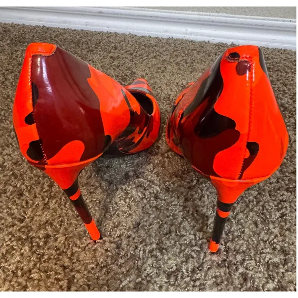 Steve Madden Valavala Orange Camo Patent Pointed Toe Stiletto Heels Pumps 8.5 - Image 3