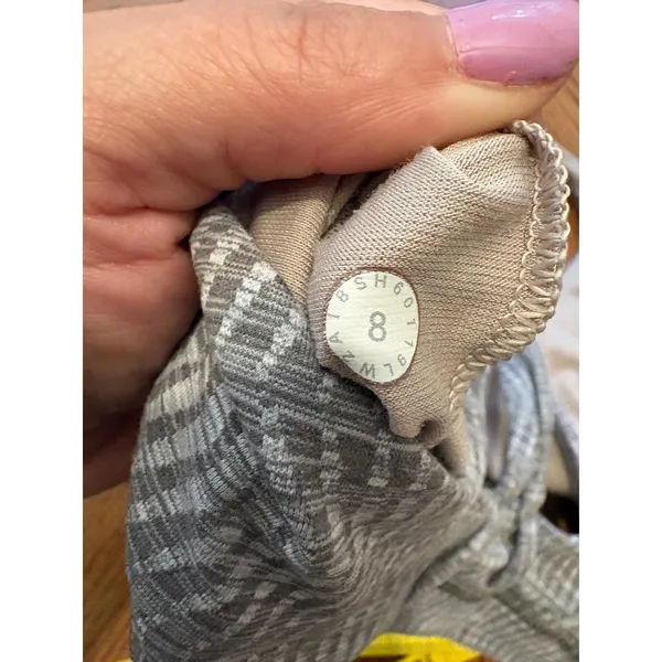 Lululemon Energy Bra Womens 8 Grey/ Green Herringbone Strappy Back Sports Bra - Image 6