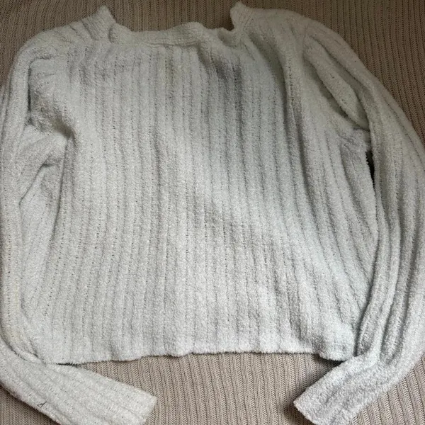 Love Change Women's White a knit Cardigan Sweater with Buttons M - Image 3