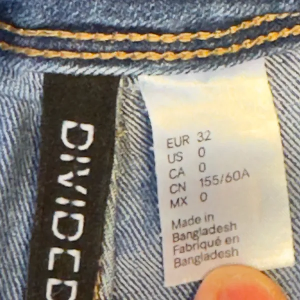 20 | Divided Boho Blue Denim Skinny Overalls Side Zip‎ Raw Hem Womens Size 0 - Image 6