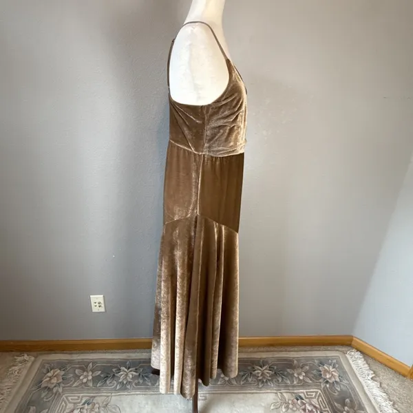 Mia Joy Joyfolie Womens Taupe‎ Velvet Maxi Dress Size M V-Neck Adjustable Straps - Image 7