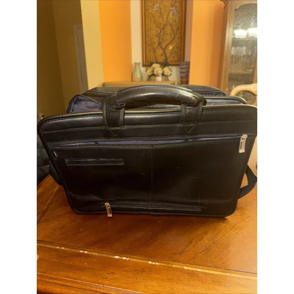 U.S. Luggage New York, Black Leather Expandable Briefcase/ Laptop Bag Travel - Image 2