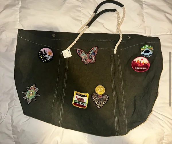 NWT Free People Been There Badge Tote Bag In Color Sea Serpent $128MSRP No refunds or cancellations - Image 7