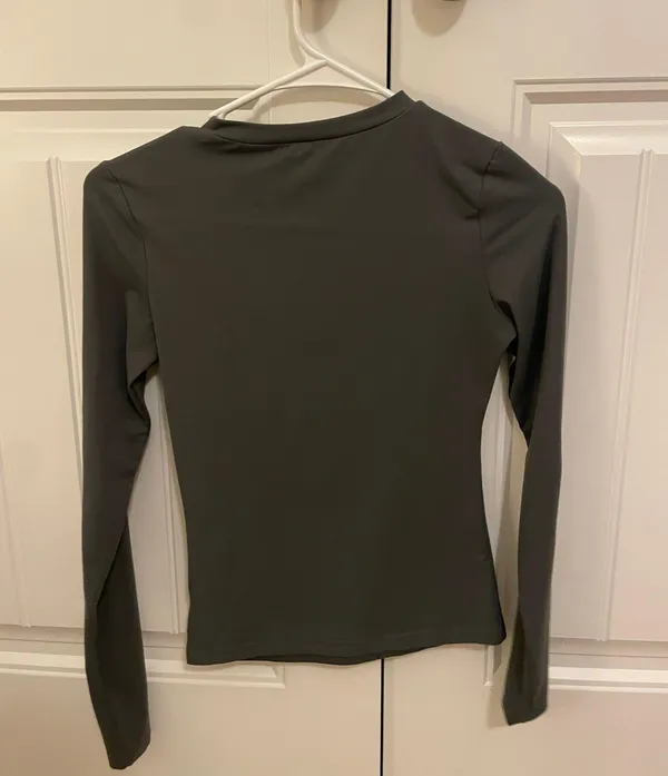 Long Sleeve Top Size XS - Image 2