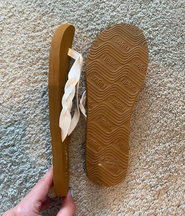 Flojos Flip Flops Tan Size 7 - Image 2