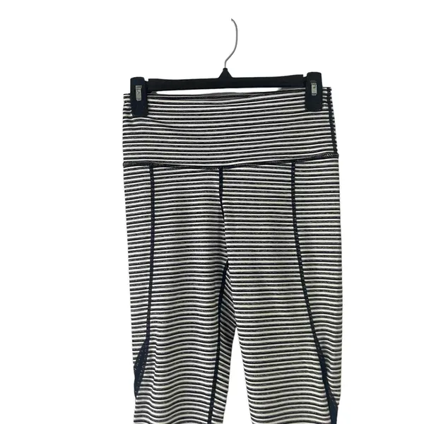 Mono B Small Black‎ Striped High Rise Monochrome Tiramisue Colorblock Leggings - Image 4