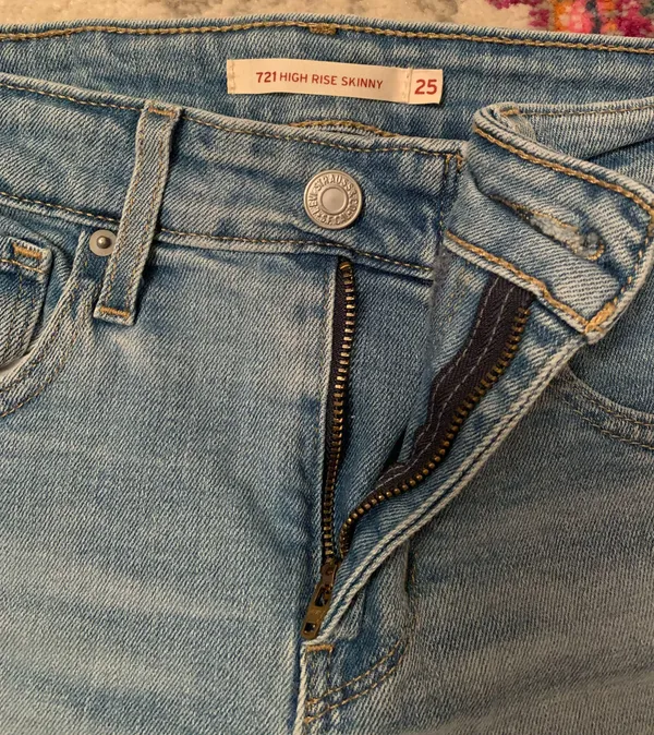 Levi's High Waisted Skinny Jeans - Image 7
