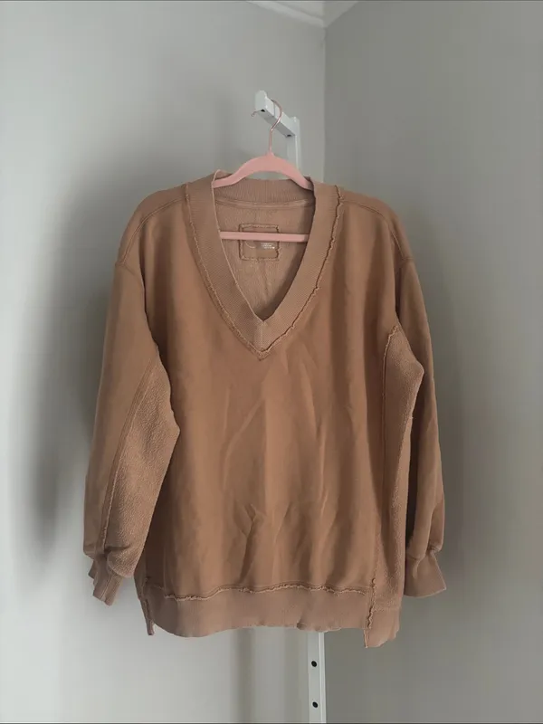 Aerie Vacay Every Day Women’s Oversized V-Neck Sweater in Light Brown Size Small - Image 2