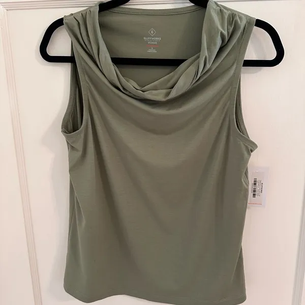 Bluffworks Green Sleeveless Cowl Neck Top NWT - Image 5