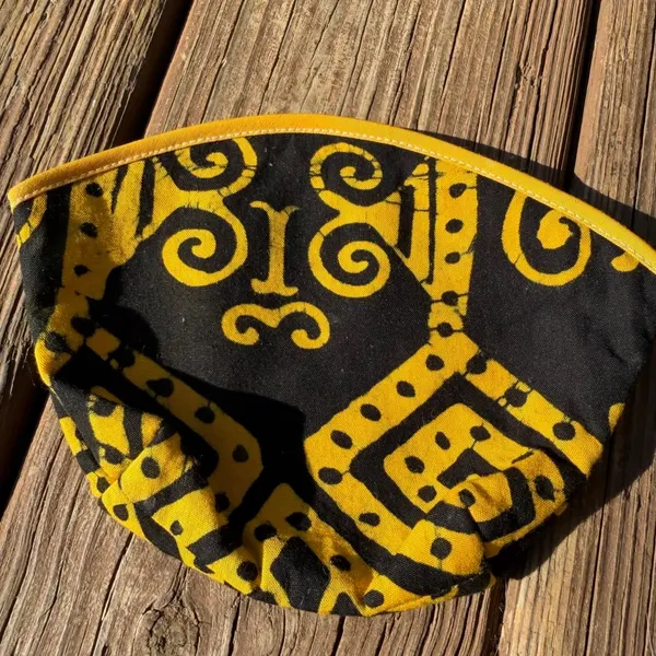 Unbranded Women's Yellow and Black Bag - Image 2