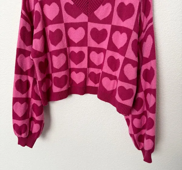 [Sincerely Jules] Pink Geometric Heart Print V-Neck Oversized Sweater Sz Medium - Image 5
