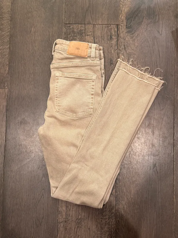 ZARA Crop Flare Jeans - Image 3