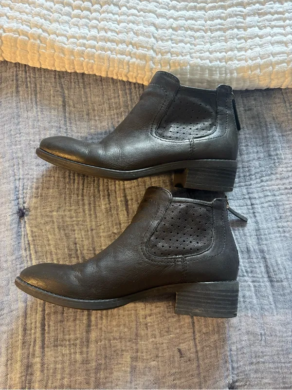 Comfortiva Black Leather Ankle Booties - Minimalist Zip Back - Image 3