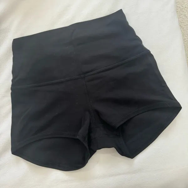 Lululemon Align High-Rise Shorts 2" - Image 2