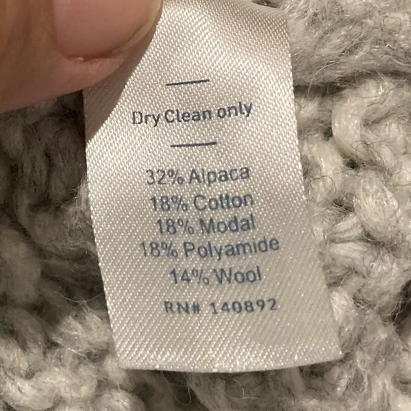 Marine Layer Dani cable knit gray alpaca blend crewneck sweater. Size S - Image 5