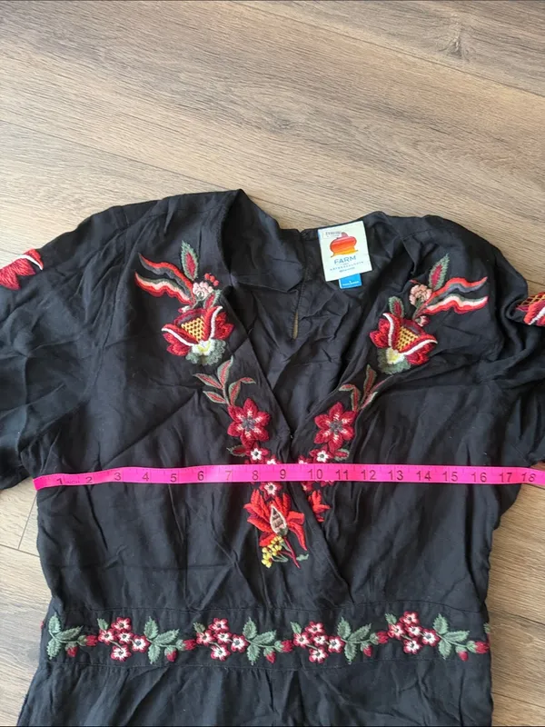 FARM Rio Embroidered Wide Leg Jumpsuit- size Large - Image 5