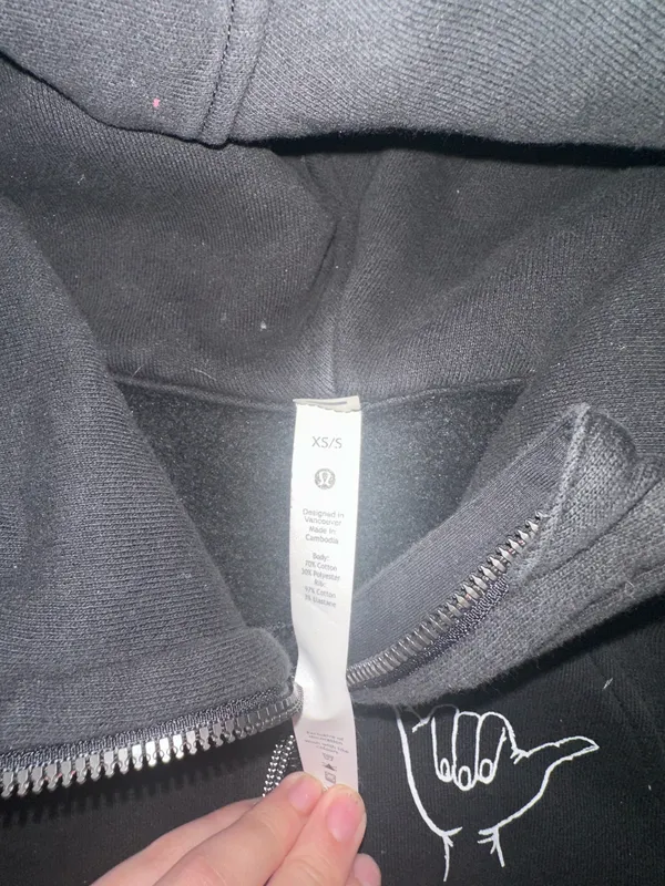 Limited addition Hawaii Lululemon scuba - Image 3