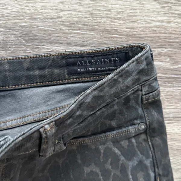 All Saints Gray Leopard Print Jeans 27 High rise Straight Leg Denim Cropped Rock - Image 5