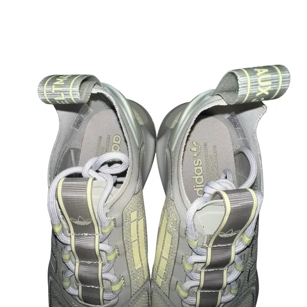 Adidas Originals Sneaker Womens 8 NMD V3‎ Running Shoe Gray Beige GZ2134 Comfort - Image 8