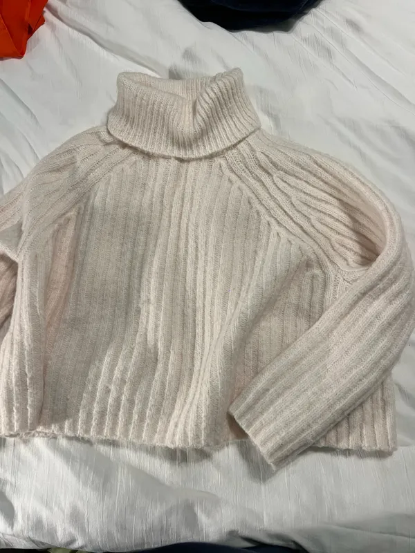 Sweater - Image 2