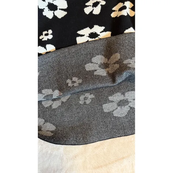 Scoop Black White Floral Knit Mock Neck Mini Sweater Dress SC2502152CM Womens M - Image 10