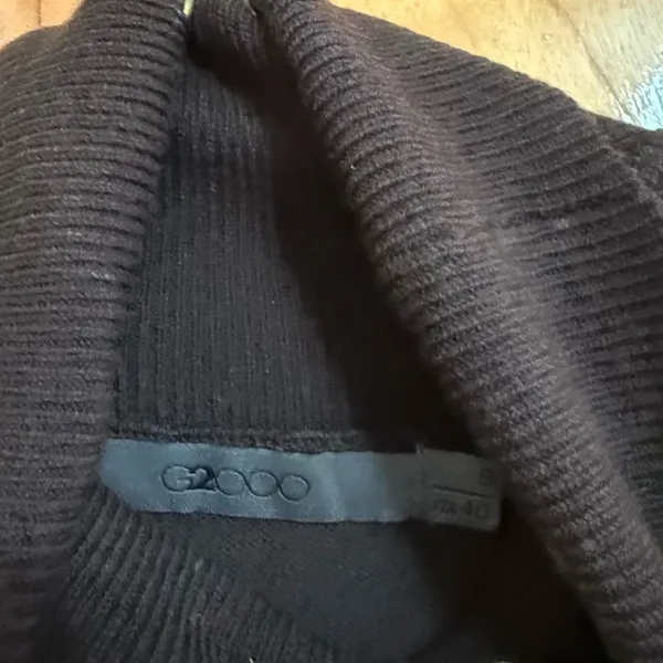 Elegant Chocolate Brown Turtleneck Sweater - Image 5