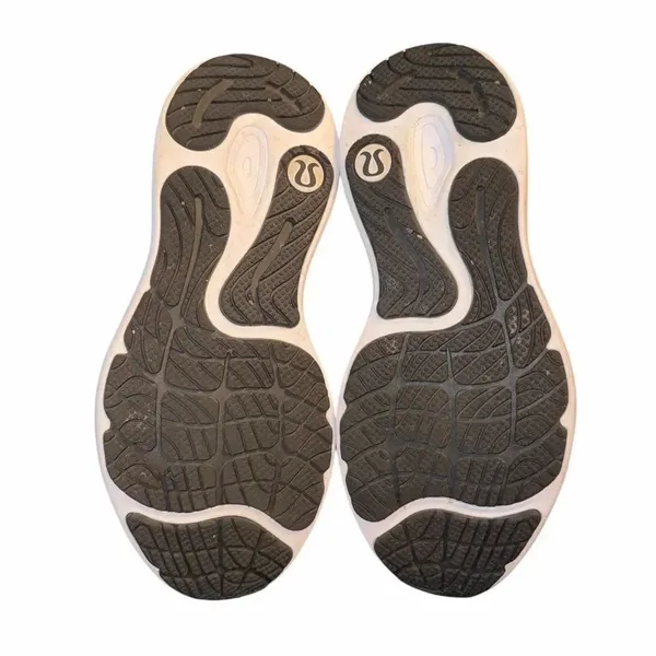 Lululemon Black Blissfeel Running Shoes(Size 7.5) - Image 4