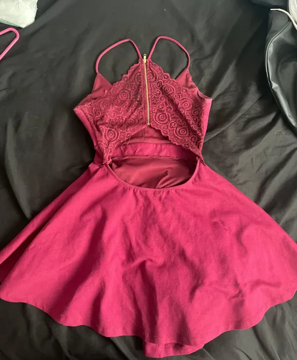Windsor Homecoming Dress - Image 2