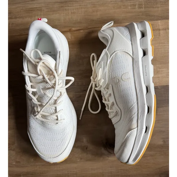 On Running Cloudzone Moon Womens Sneaker Size 8.5 - Image 2