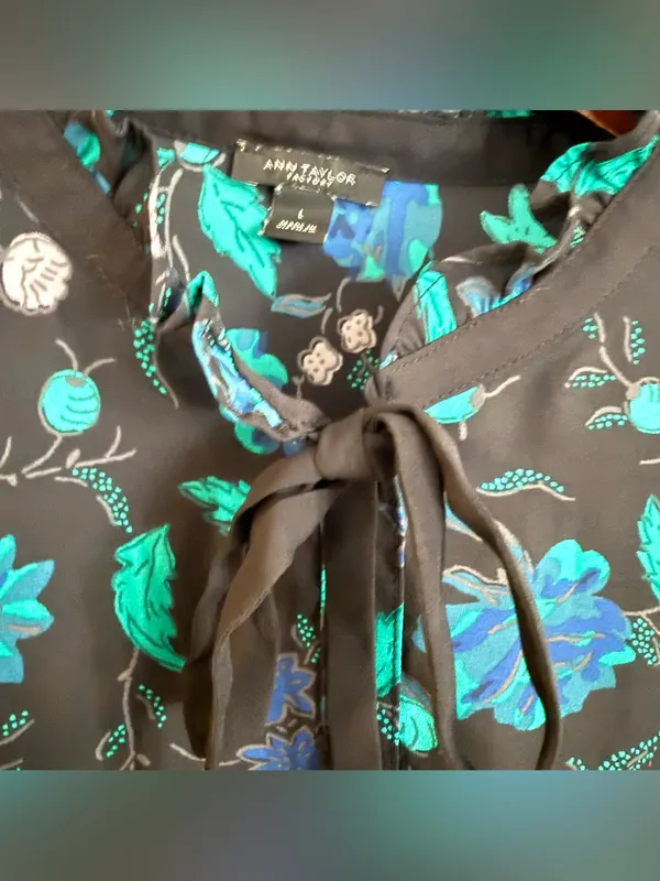 Ann Taylor Womens Shirt Blouse Blue Green Floral Long Sleeve Button Up Large - Image 9