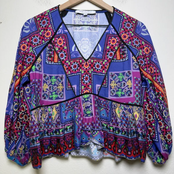 Hunter Bell Women Grayson Linen Patchwork V-Neck Top Medium Blue Mosaic Peplum - Image 2