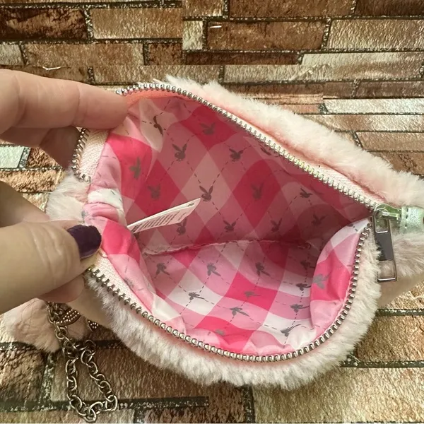 PLAYBOY Pink Fur Clutch with Silver Accents - Image 7