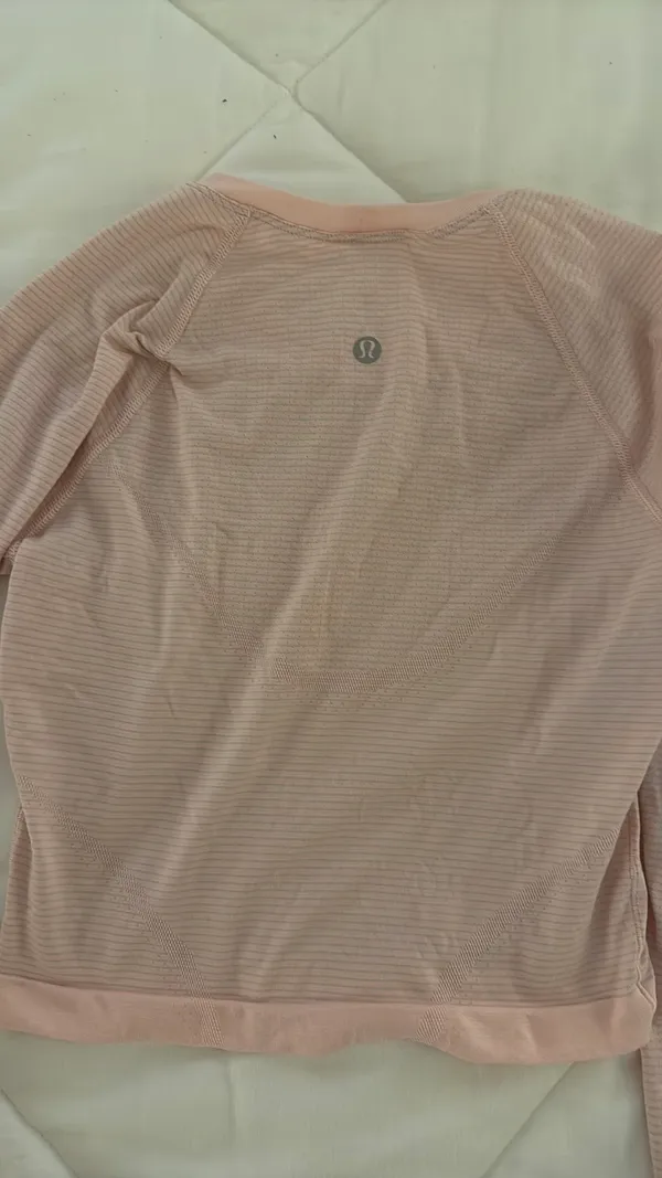 Swiftly Tech Cropped Long Lululemon Sleeve 2.0 Strawberry Milkshake - Image 2