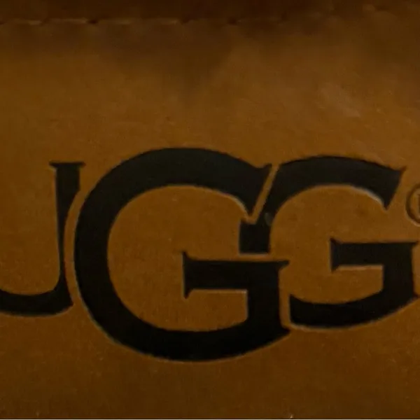 UGG Soft Fluffy Gray Sherpa Bag/Brown Handles NWOT - Image 5