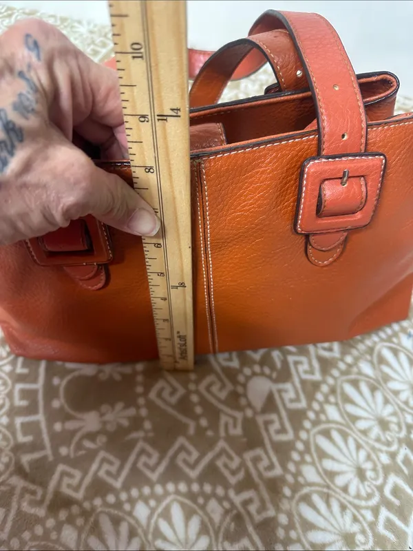 Liz Claiborne Burnt Orange Pebble Leather Shoulder Bag - Image 7