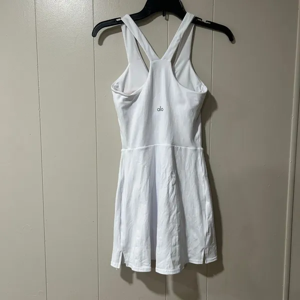Alo Yoga Airbrush Real Dress XXS White V-Neck Racerback Tennis Mini Dress - Image 6