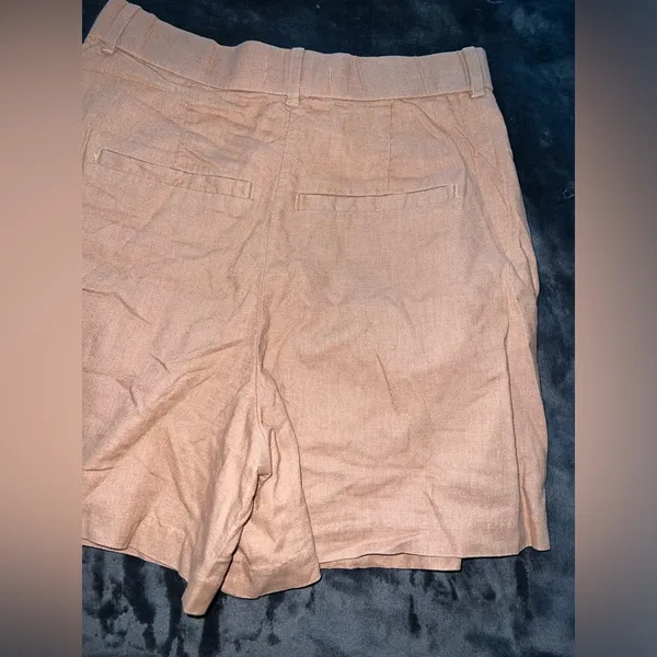 Abercrombie & Fitch Ultra High Rise Tailored Short Size Small - Image 7